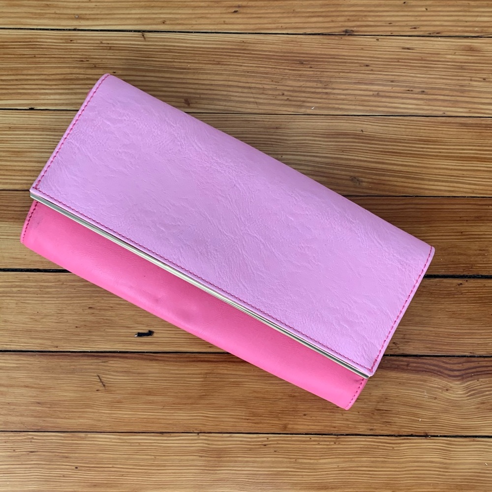 Aldo Clutch